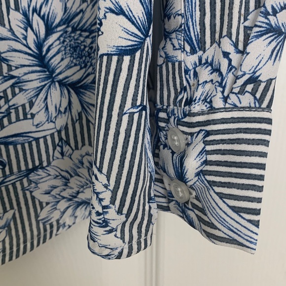 INC Blouse - Picture 3 of 8